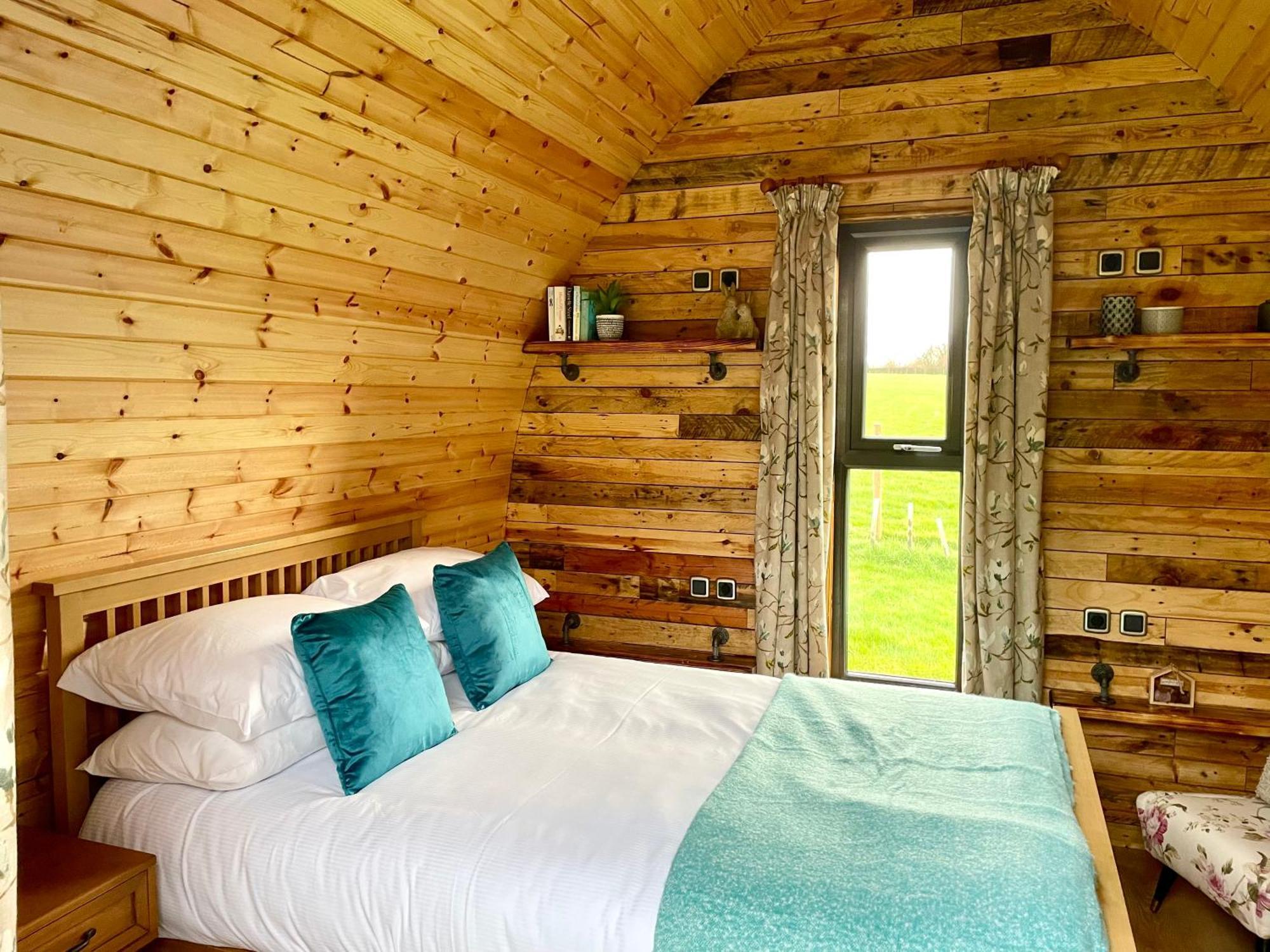 Alder Pod, Clay Bank Huts Hotel Ingleby Greenhow Exterior foto