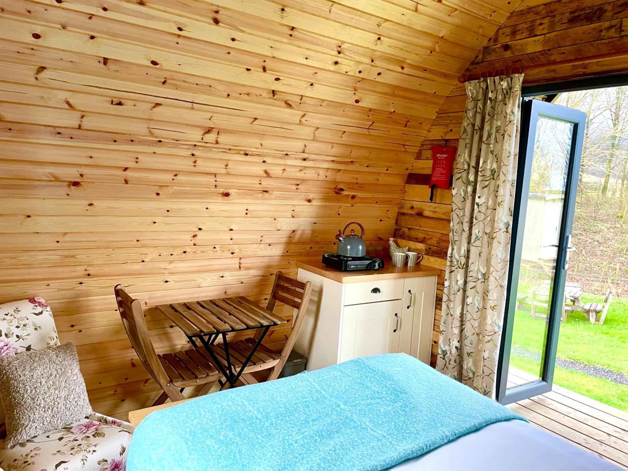 Alder Pod, Clay Bank Huts Hotel Ingleby Greenhow Exterior foto