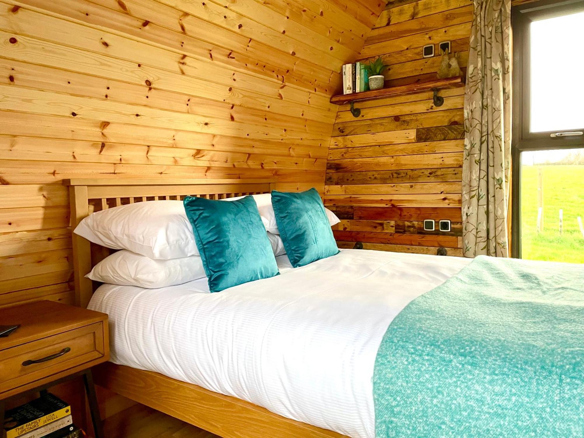 Alder Pod, Clay Bank Huts Hotel Ingleby Greenhow Exterior foto